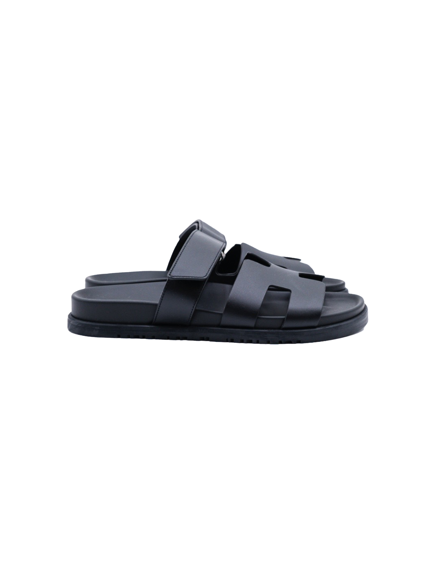 NEW HERMÈS CHYPRE SANDAL BLACK