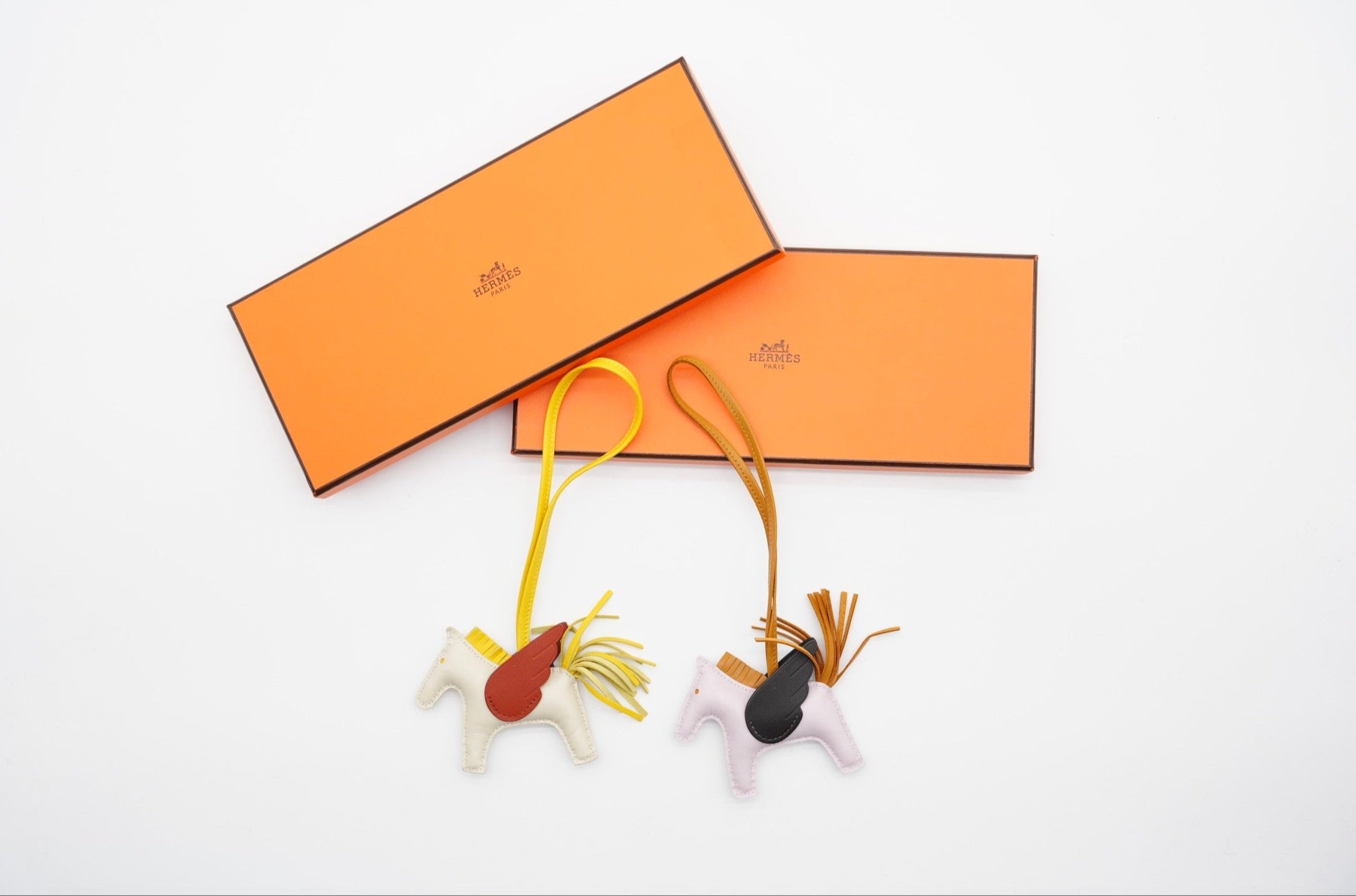 お値下げ❤️HERMES ROCABAR チャーム NEW HERMÈS ROCABAR TWILLY