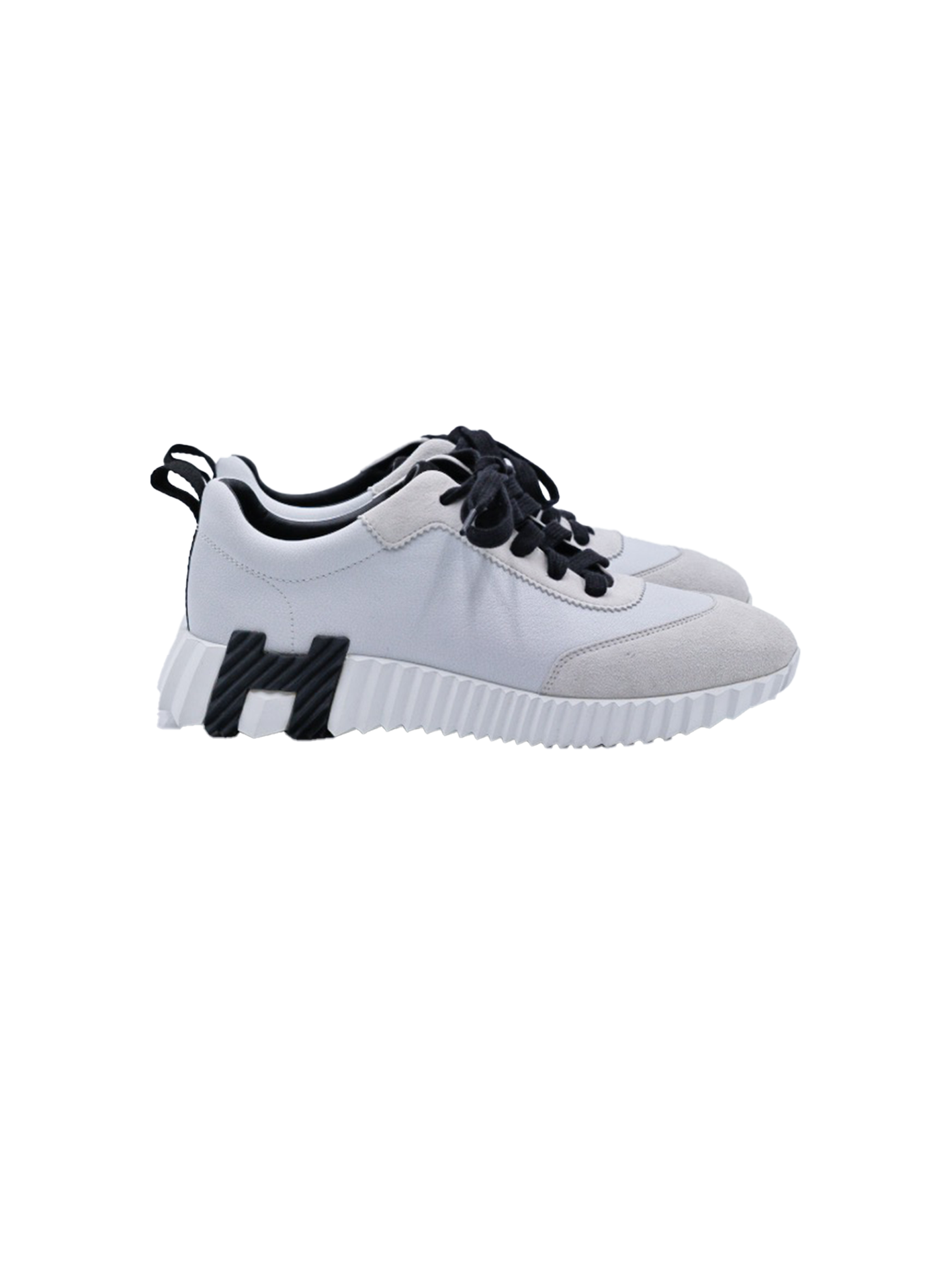 BOUNCING SNEAKER BLANC BLACK SHOELACES